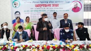 প্রধানমন্ত্রীর নেতৃত্বে করোনা মোকাবিলায় সক্ষম হয়েছি: স্বাস্থমন্ত্রী