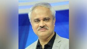 তাসের ঘরের ক্ষমতা ও মওদুদের বিদায়
