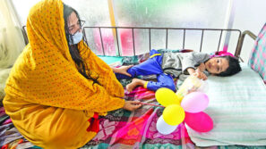 মহামারির নীরব শিকার শিশুরা