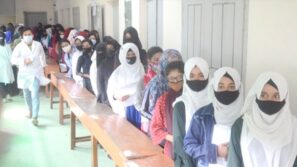 সব শিক্ষাপ্রতিষ্ঠান বন্ধ ঘোষণা