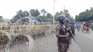 রাষ্ট্রপতির নিরাপত্তায় বঙ্গভবনের সামনে কাঁটাতারের বেড়া