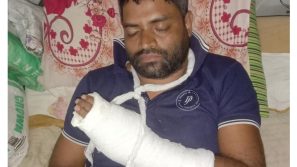 পরকীয়া করতে গিয়ে ধরা খেয়ে উল্টো চাঁদাবাজী মামলা দিয়ে হয়রানি