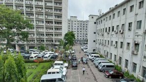 টানা ৯ দিনের ছুটি শেষে খুলেছে অফিস-আদালত