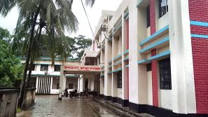 বাবুগঞ্জ উপজেলা স্বাস্থ্য কমপ্লেক্সের স্বাস্থ্য কর্মকর্তার বিরুদ্ধে দুদকে অভিযোগ