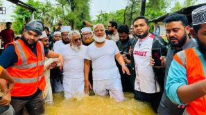 চট্টগ্রামে বন্যাদুর্গত মানুষের পাশে দাঁড়ালেন জামায়াত আমির
