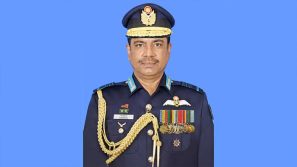 বিমানবাহিনীর সাবেক প্রধান হান্নান কাতারে গ্রেপ্তার